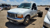 2001 Ford F350 Super Duty XL Regular Cab and Chassis 2D XL 2WD DRW
