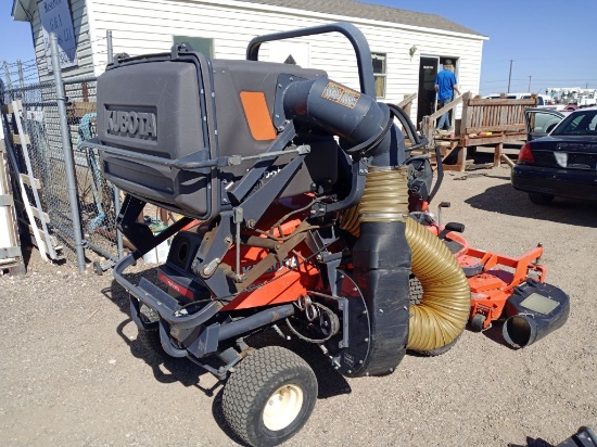 Kubota F2690 Riding Mower