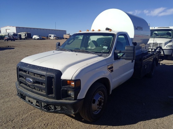 2009 Ford F350 Super Duty XLT Tandem Axle Cab/Chassis / Regular Cab 2D