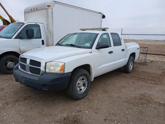 2005 Dodge Dakota ST Quad Cab 4D ST