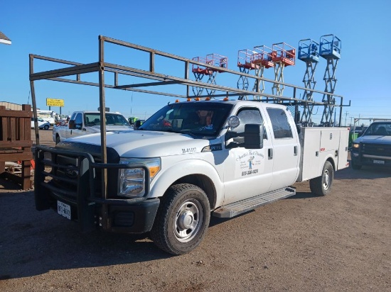 2012 Ford F-350 SD Crew Cab Pickup (4-Door) King Ranch Crew Cab 2WD