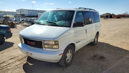 1999 GMC SafaRI VAN Extended Wagon 3D