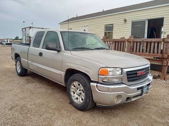 2005 GMC Sierra 1500 SLE  Extended Cab 4D