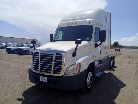 2017 Freightliner Cascadia 125  Conventional Cab / Sleeper Truck Tractor