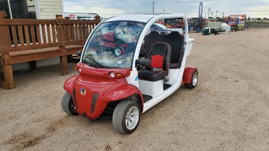 2002 GEM 825 Golf Cart