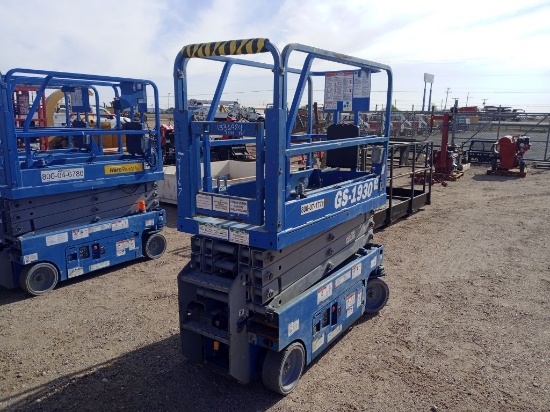 2015 Genie GS 1930 Scissor Lift