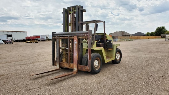 Clark C500 Forklift