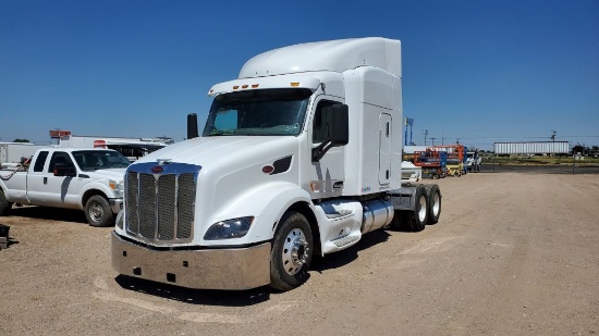 2015 Peterbilt 579  Truck Tractor
