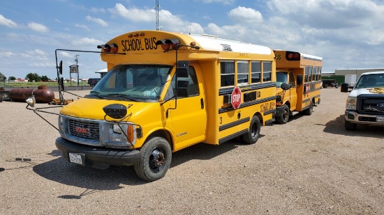 2002 GMC Savana 3500 Aluminum Body Hi Cube 2D Bus