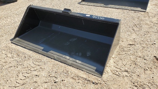 78" QT Bucket w/Blade 78" QT Bucket w/Blade