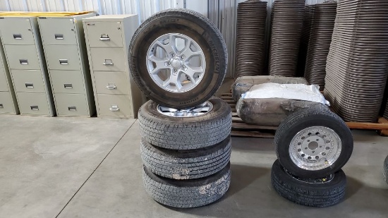 (4) Michelin Tires w/Jeep Rims (245/75R17)