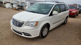 2013 Chrysler Town & Country Touring LWB / Wagon 4D
