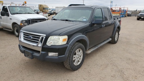 2007 Ford Explorer Sport Trac XLT SUV 4D XLT