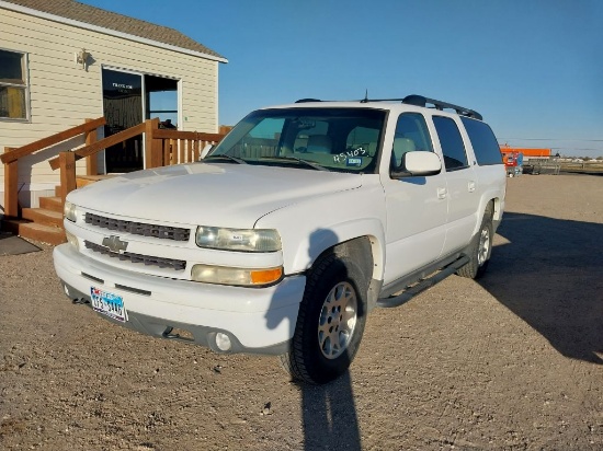 2003 Chevrolet Suburban 1500 LS SUV 4D