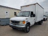 2007 Ford E450  Parcel Delivery 2D Box Truck