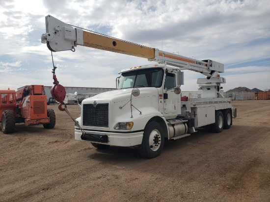 2006 International 9400i  Stinger Crane Truck