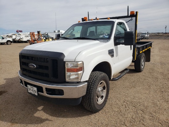2009 Ford F-350 SD Flatbed Truck XL 4WD