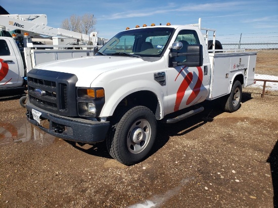 2009 Ford F-350 SD Service Truck XL 4WD