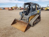 John Deere 323DT Skid Steer