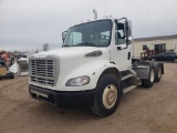 2007 FREIGHTLINER M2