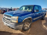 2004 Chevrolet Chevrolet  Silverado 1500 Base /W/T Extended Cab 4D Pickup Truck Work Truck