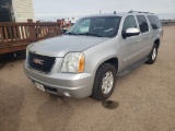 2011 GMC Yukon XL 1500 SLE SUV 4D