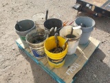 Pallet Boomers, Bucket of Chains