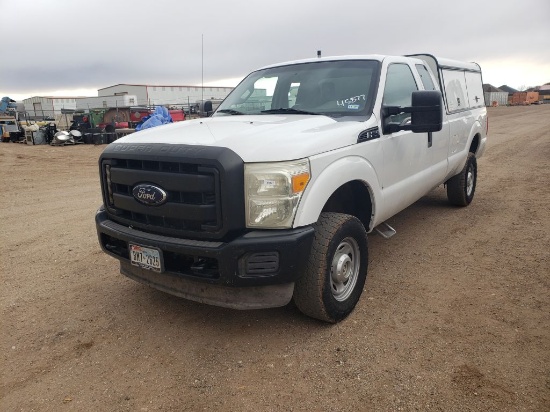 2012 Ford F250 Super Duty Lariat Supercab 4D XL