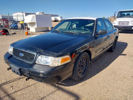 2010 Ford Crown Victoria   Sedan 4D