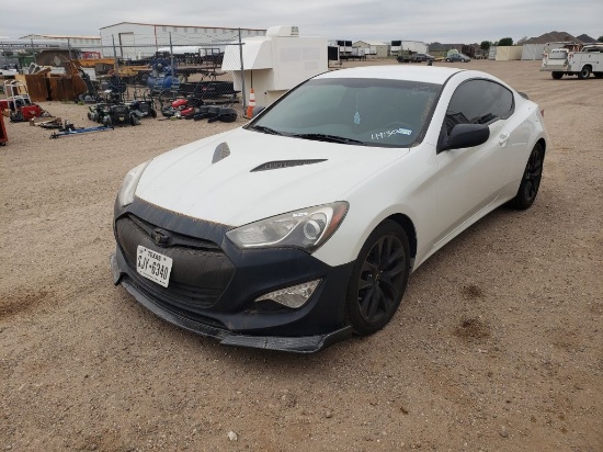 2013 Hyundai Genesis Coupe Premium Coupe 2D