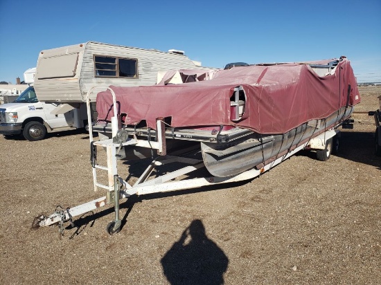 1994 Landau Pontoon Boat