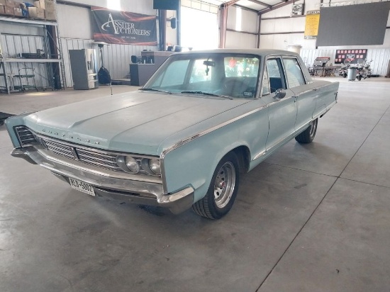 1966 Chrysler Imperial Newport 300