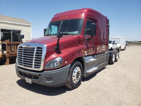 2017 Freightliner Cascadia 125  Sleeper Truck Tractor