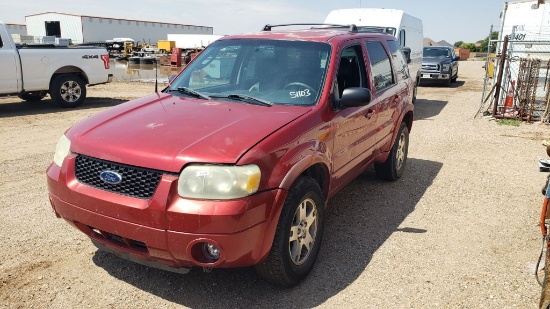 2005 Ford Escape Limited SUV 4D