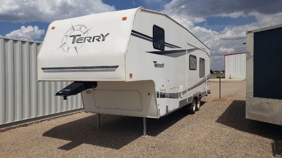 2006 Fleetwood/Terry 5th Wheel Travel Trailer
