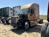 2013 Freightliner Cascadia 125  Conventional Cab / Sleeper Truck Tractor