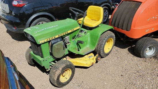 John Deere 110 Garden Tractor
