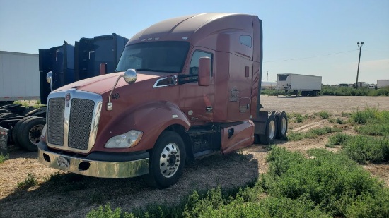 2014 Kenworth T680  Conventional Cab Truck Tractor