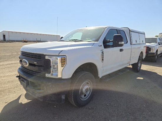2018 Ford F350 Super Duty Lariat  LWB/ Supercab 4D