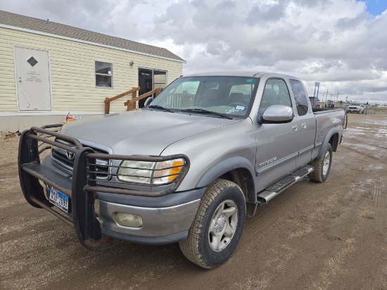 2001 Toyota Tundra  Access Cab 4D