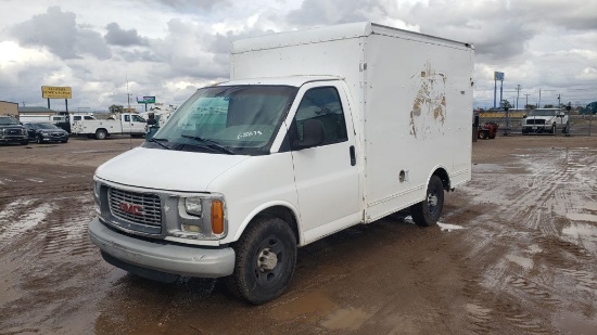 2001 GMC Savana 3500 Aluminum Body Hi Cube 2D Box Truck