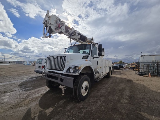 2013 International WorkStar 7300 SR515 Tandem Axle Dual Truck Delivery Digger Derrick Truck