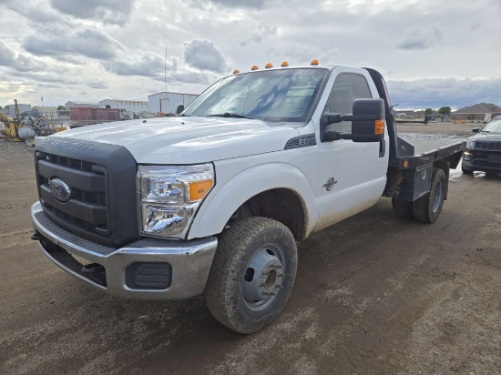 2013 Ford F350 Super Duty XL  Cab/Chassis / Regular Cab 2D XL DRW 4WD