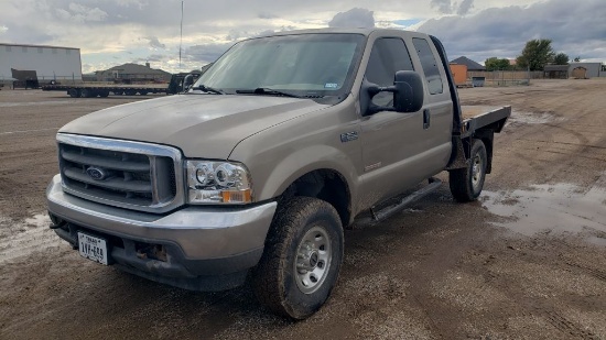 2004 Ford F250 Super Duty Supercab 2D Flatbed Pickup Truck XL