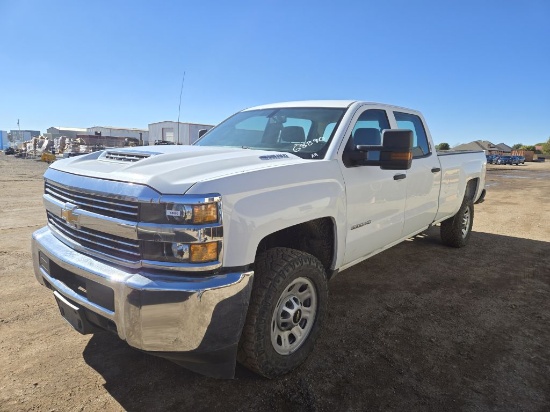 2017 Chevrolet Silverado 3500 W/T Crew Cab / LWB / 4D Work Truck