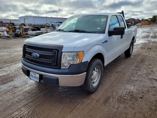 2014 Ford F150 STX Supercab 4D STX