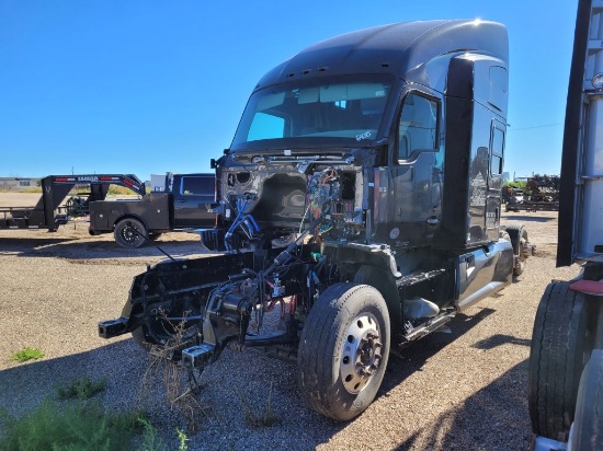 2021 Kenworth T680  Conventional Cab Truck Tractor