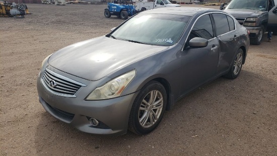 2011 Infiniti G25  Sedan 4D