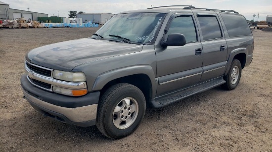 2002 Chevrolet Suburban 1500 LS SUV 4D