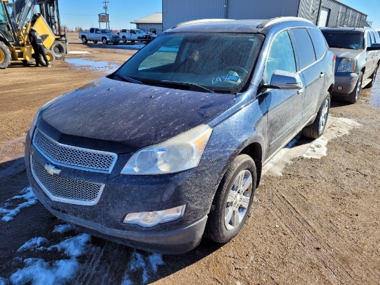 2011  Chevrolet  Traverse LT  SUV 4D